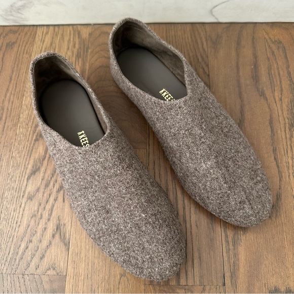 TKEES Shoes - NWT TKEES Kira Wool Round Toe Flat in Heather Grey Brown Size 9B